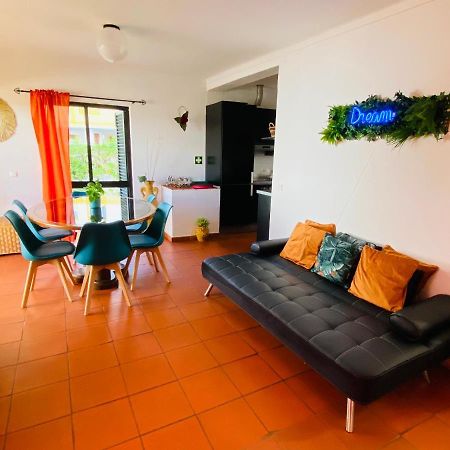 Summer House, Only 2 Minutes To The Beach In Vilamoura! Villa Exterior photo